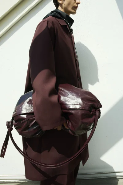 Look 25